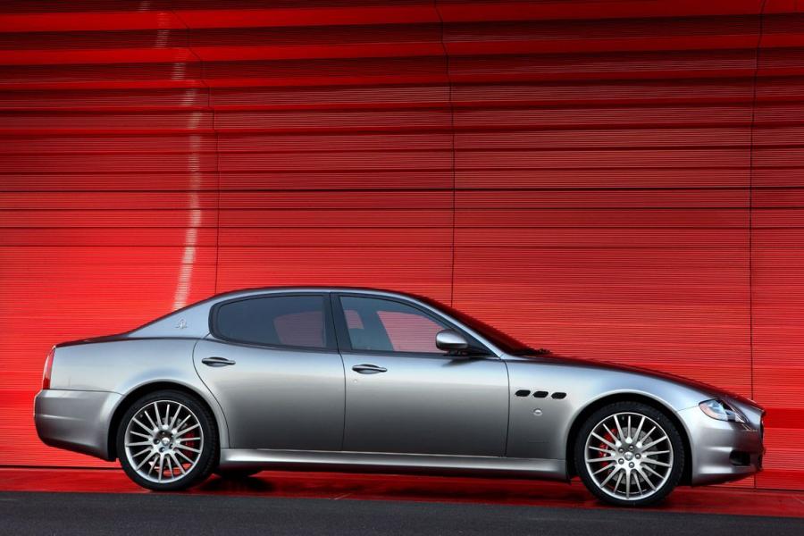  Maserati Quattroporte Sport GT S 2009 года  (фото 83 из 102)